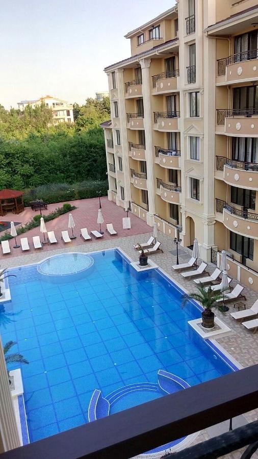Flora Beach Private Aparthotel Pomorie Kültér fotó