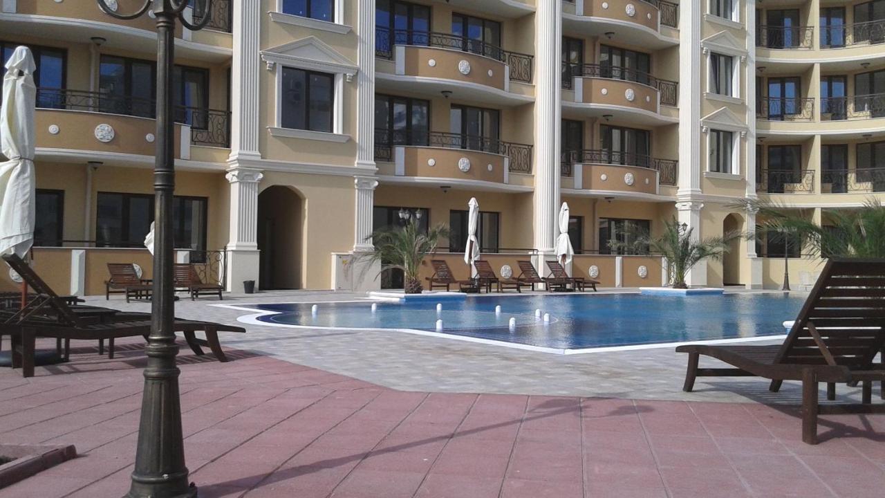 Flora Beach Private Aparthotel Pomorie Kültér fotó