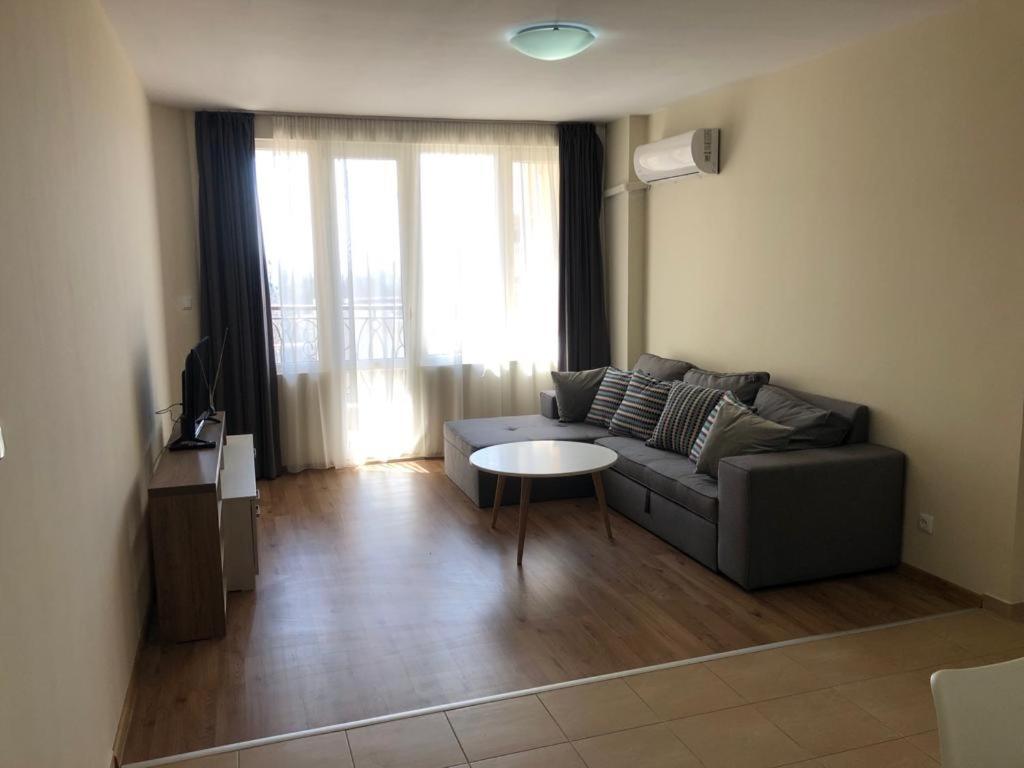 Flora Beach Private Aparthotel Pomorie Kültér fotó